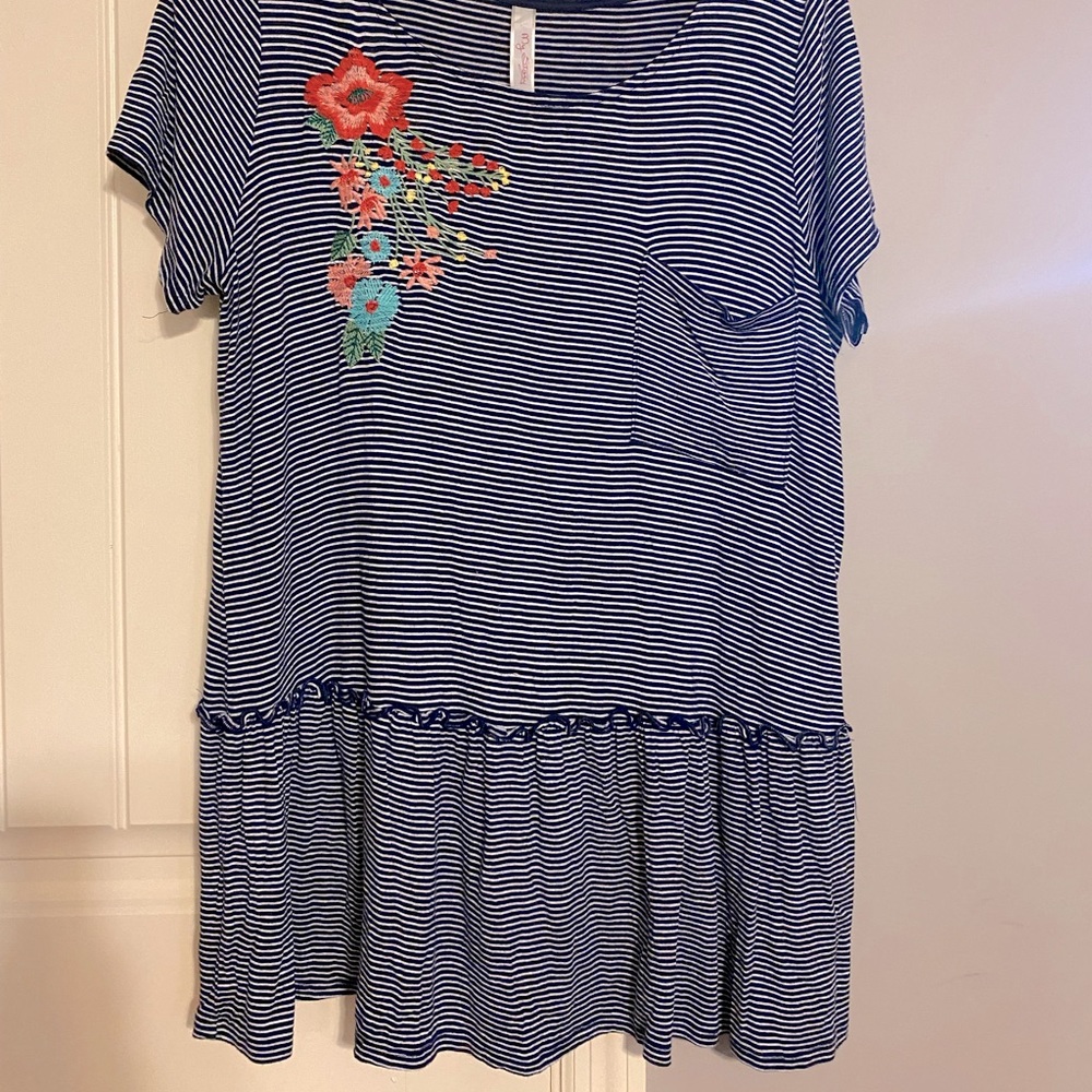 Short sleeve peplum top